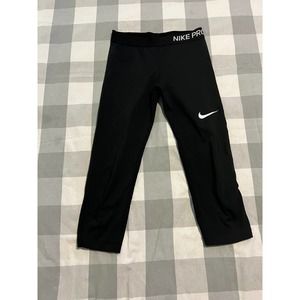Nike Pro mMid Calf Leggings